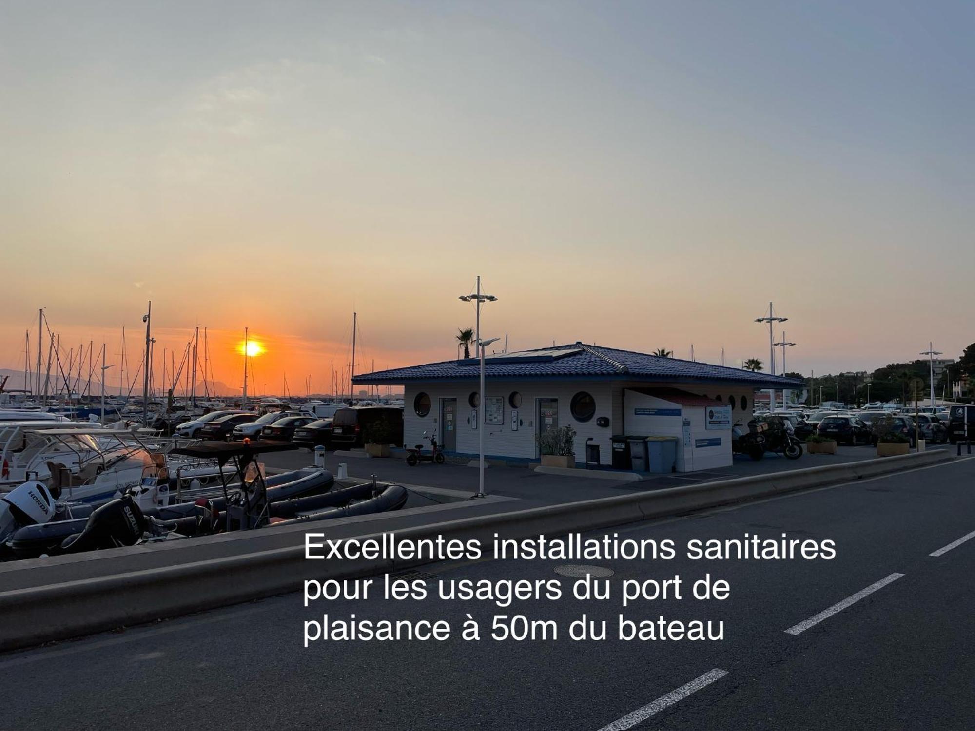 Yacht Studio Galarne Saint-Raphael  Exterior photo